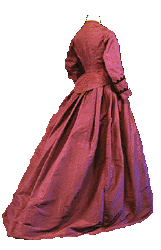 Robe historique en satin rouge foncé avec une silhouette ample, typique du XIXe siècle, mettant en valeur la mode de l'époque.